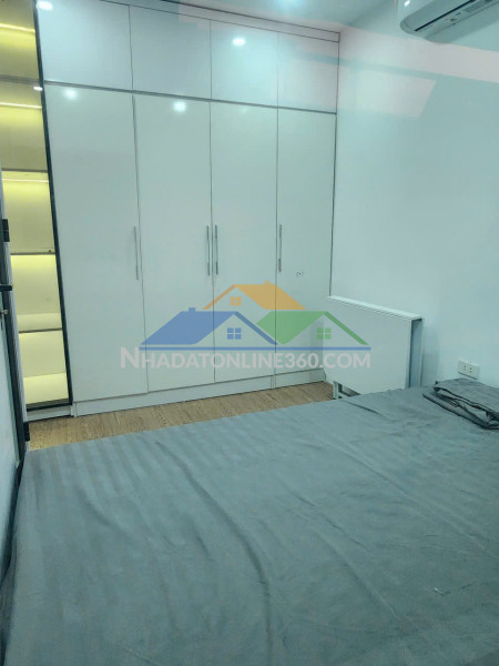 Chính chủ p 503 nhà 77 thịnh hào 1 đống đa bác nào con lên học...