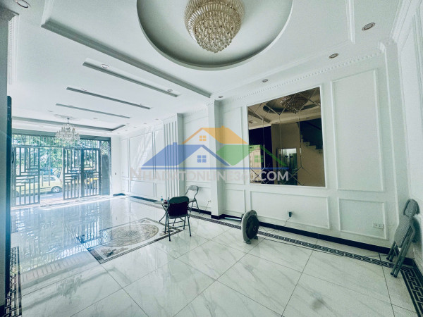 ????✨ bán siêu phẩm phúc lợi – long biên ✨????
???? nhà đẹp – thang máy – gara ô tô – full nội thất – chỉ xách vali về ở