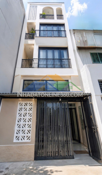 Sát vòng xoay lê đại hành - hxh - ngang 4.4m - 5 tầng btct đúc - 50m²
