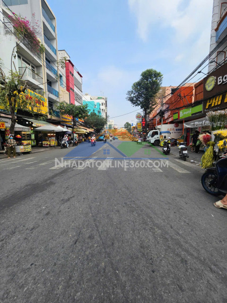 Căn nhà rộng 5x22m đường nguyễn thị thập – giá 11,2 tỷ