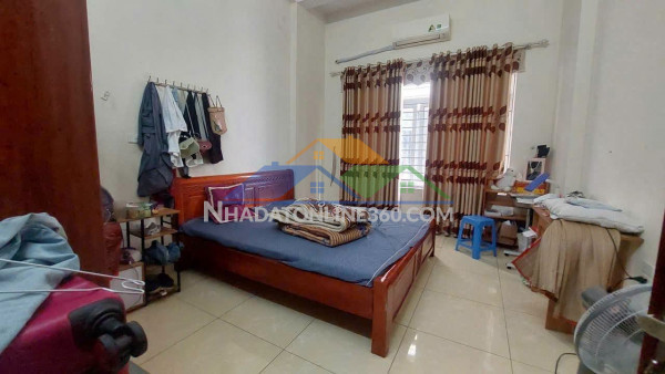 Giá hạ từ 4.8 tỷ còn 4.15 tỷ, 45m2, mt4m, 4t, 4.15 tỷ, đông anh, gần ô tô, ngay cổng kcn.