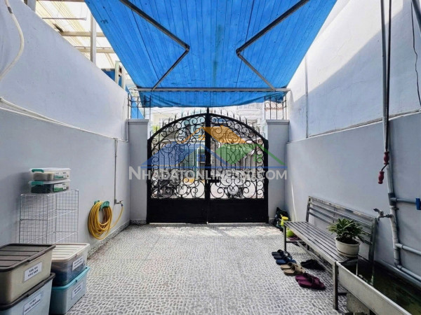 Sát mặt tiền thành thái, quận 10 - 60m2, 2 tầng - chỉ 15 tỷ