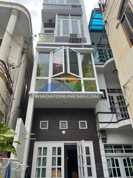 Bán nhà 4 tầng đường hồng lĩnh - phước hoà p. nha trang 

- diện tích : 32m2 ngang 3,2m hậu 3,9m

 - giá bán : 4 tỷ 950 - lh : 0905.724.084