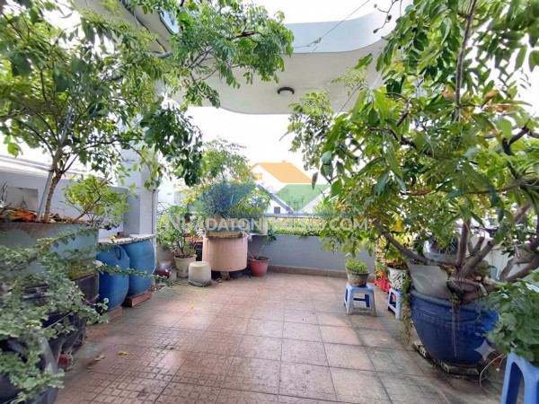 Bán nhà phạm văn hai • 54m² • 1 trệt 3 lầu • 5 pn • sân thượng • di chuyển sân bay khoảng 5 ph - 11.x tỷ