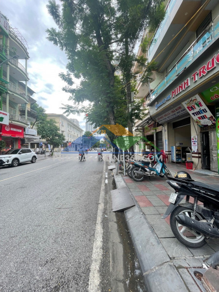 Siêu phẩm 4 tầng thang máy - khu phân lô thượng lý, sở dầu