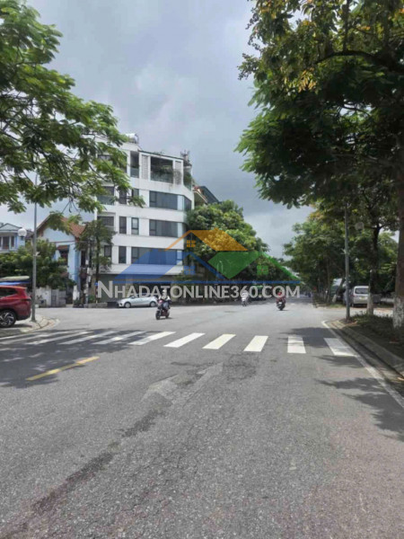???? bán nhà đẹp phúc lợi – ngõ ô tô thông – 50m² x 4 tầng – giá chỉ 8,x tỷ
???? nhà đẹp – vị trí hiếm – an cư lý tưởng!