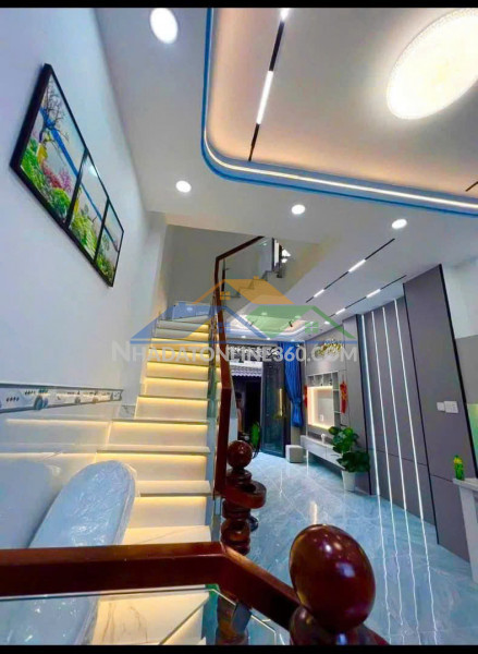 Bán nhà mới 3.4*11m hẻm hưng phú p10q8 p.chánh hưng full nội thất