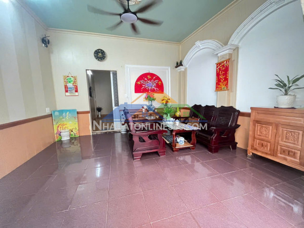 Chính chủ bán nhà 125m2 , mặt tiền 10m , khu phủ thượng đoạn , hải an