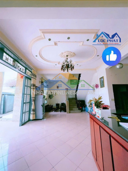 Bán Khách Sạn 1 trệt 2 lầu tại Phường Hóa An TP Biên Hòa dt...