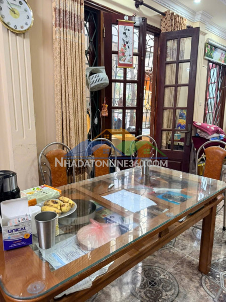 Bán nhà phố hàng than, 55m2, 6 tầng, mặt tiền 8.1m, 22.5 tỉ, nhà đẹp ở luôn, homestay