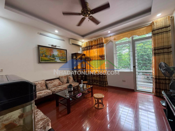 Chính chủ bán nhà mặt phố lò đúc, 4 tầng, mặt tiền 4.5m, 60m2, 45 tỷ, kinh doanh đỉnh