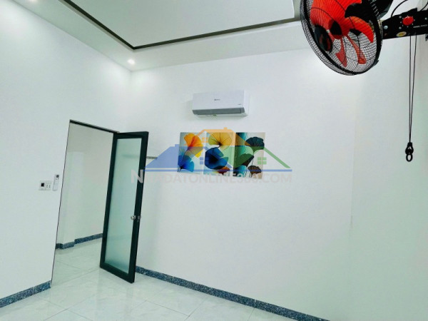Gấp bán nhà phần lăng 9 3 tầng 76,5m², đường 5m5, giá 7,7 tỷ