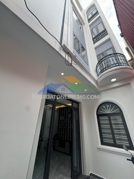 Bán nhà 4 tầng đẹp - miếu hai xã - sân cổng riêng