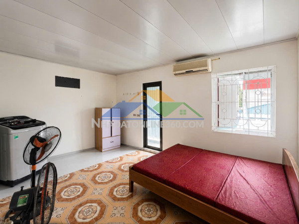 Mình chính chủ cần sang nhượng cửa hàng – 794 kim giang, hà nội có thể trao đổi thêm với người thiện chí.