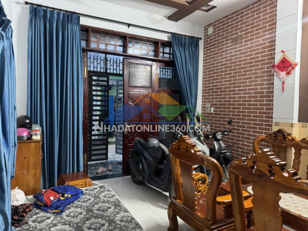 Bán nhà 3 tầng đường số 4, trường thọ, thủ đức, tp hcm. dt  62m2. giá 5,99 tỷ, sổ hồng riêng.