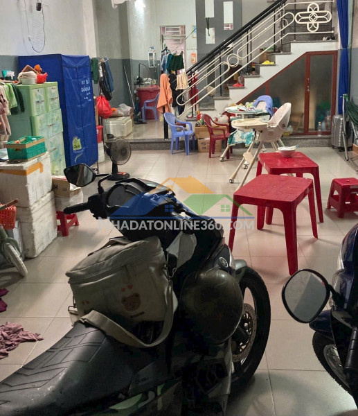 Nhà mặt tiền đồng kè, gần chợ hòa khánh, kinh doanh tốt, giá 5,2 tỷ