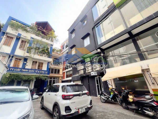 Quận 1: bán nhà 4 tầng mặt tiền tương lai 20m trần đình xu, p.cầu ông lãnh- 4m*16m- đang sẵn hdt đều 2.000$/th- chính chủ 0938676685 chào giá tốt