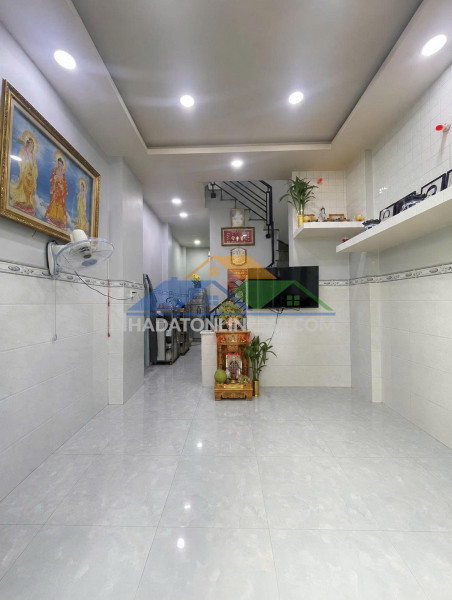 Bán nhà gần hẻm xe hơi âu dương lân – p.3 quận 8 – 4 tầng – 5pn – nhỉnh 4 tỷ–lh 0784968131