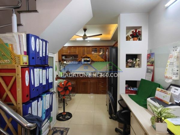 Bán nhà huỳnh văn bánh - 4 tầng - dt 3.4x12m - 4pn - giá chỉ 7.8 tỷ