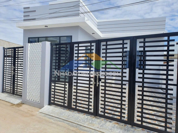 Chính chủ cần bán nhà mới xây dựng, vị trí thuận tiện tại hẻm 81, trương định, p.rạch giá, an giang
