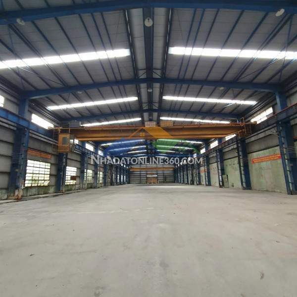 46.   cho thuê kho, xưởng 
- dt ~ 2.400 m2 
- vị trí: tuyến 2...