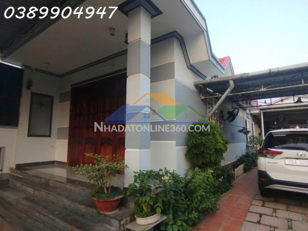 Bán nhà mặt tiền trần nguyên hãn, trung tâm nha trang, vị trí...