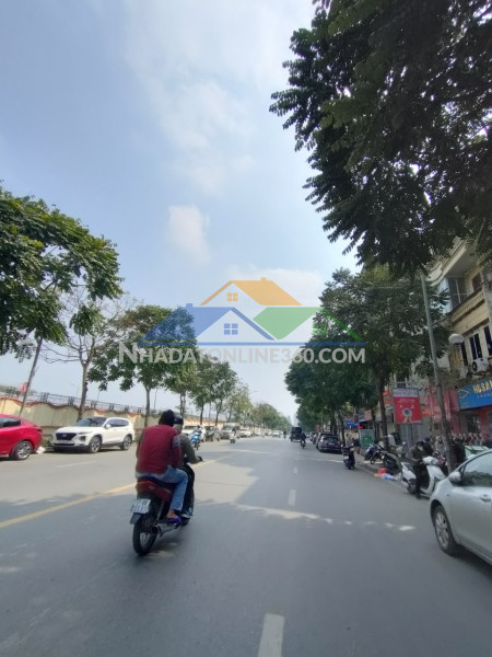 Bán nhà mặt phố cổ linh, long biên 135m2 mặt tiền 12m vi hè 10m...