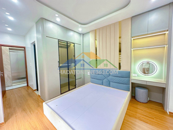 Nhà đẹp 6 tầng đội cấn, ba đình - thang máy - 35 m2 - mt 4 m - 11,7 tỷ