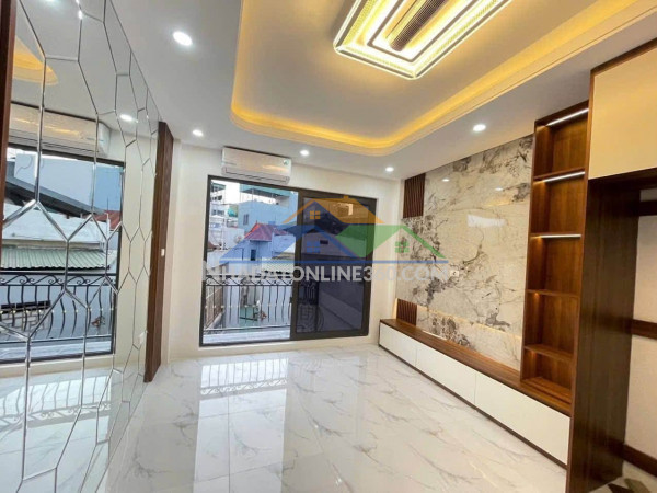 Nhà mới thang máy – khương trung, tx – ngõ rộng gần ô tô – 35 m2 – 6 tầng  – 10.8 tỷ