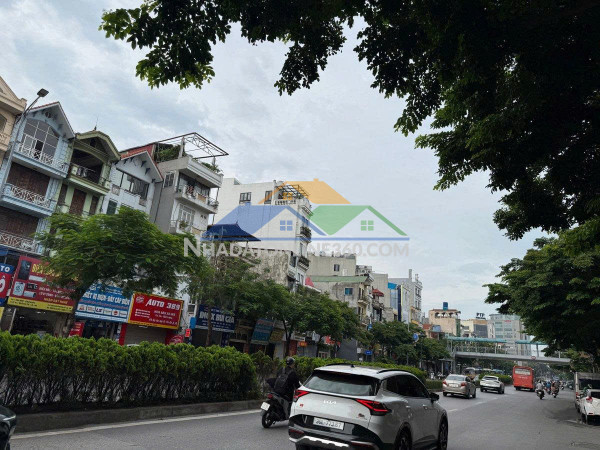 Bán nhà mp nguyễn sơn, nguyễn văn cừ long biên, 240m2 mt12m 130 tỷ