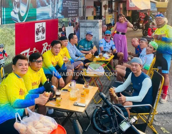 Sang nhượng quán cafe mặt tiền phạm văn đồng , gò vấp