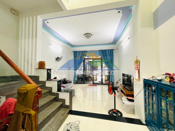 Bán nhà 3 tầng 3 mê mặt tiền trần mai ninh 90m², giá 8,7 tỷ