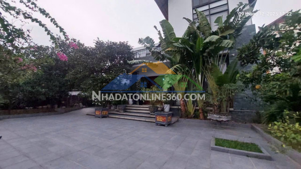 Bìa làng, biệt thự, 327m2. mt14m, 3x.x tỷ, view đồng, việt hùng,...