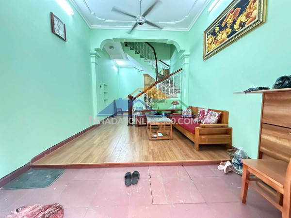 Bán nhà phố trần quốc toản, 35m2, 3 tầng, mặt tiền gần 4m, 17.5 tỉ, trung tâm, ngõ ô tô