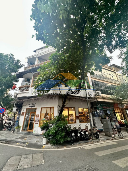 Bán nhà phố vọng, hai bà trưng 150m2 lô góc mt 20m vỉ hè kinh doanh 52.8 tỷ
