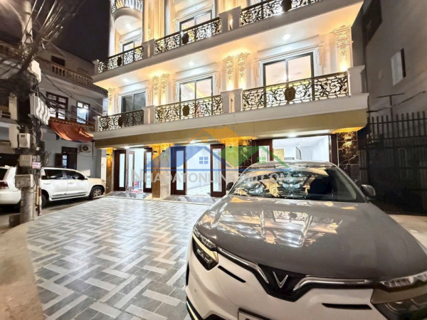 Bán nhà tư đình 40m2- 6 tầng thang máy- ô tô tránh đỗ, kinh doanh- 13 tỷ