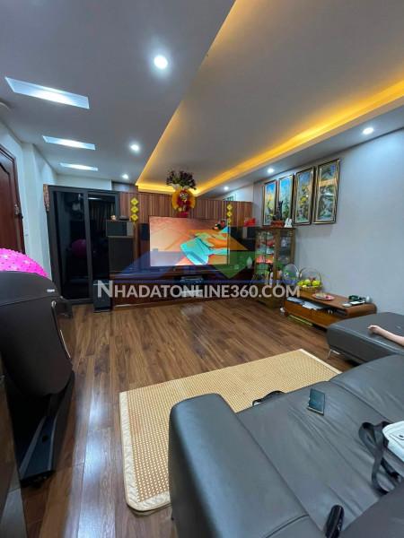 Bán nhà mặt phố bạch mai, 31m2, 5 tầng, mặt tiền 6.8m, 18 tỉ,...
