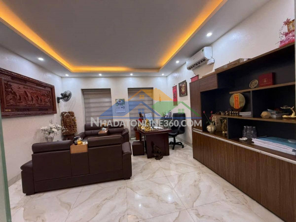 Bán nhà phố quang trung, 35m2, 3 tầng, mặt tiền gần 4m, 17.5 tỉ, trung tâm, ngõ ô tô