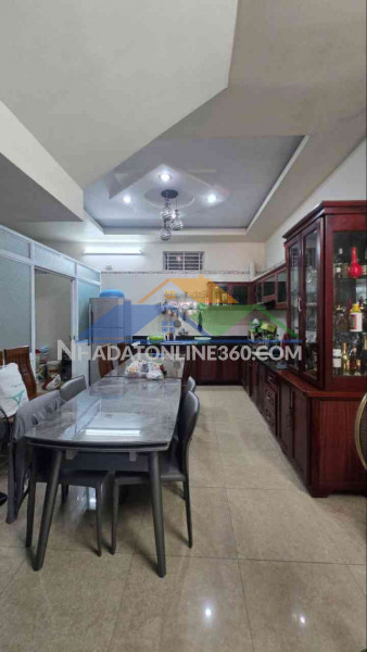 Nhà 4 tầng 1 tum đồng thiện - 3 mặt thoáng - vài bước tới aeon mall - giá chỉ 3,95 tỷ