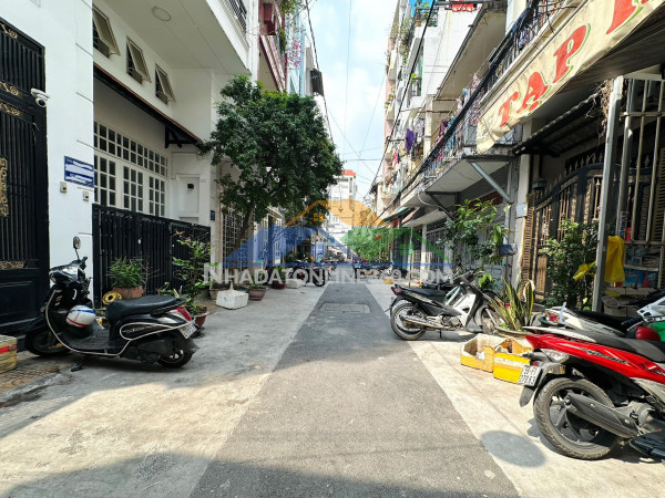 27 tỷ, ccmn cầu diễn 150m2x7 tầng, 42 pkk, mặt tiền 16m, 190 triệu/tháng, ô tô