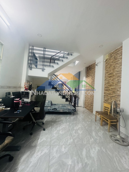 Bán nhà 316m2, 2 tầng,  đường hàng tre, phường long thạnh mỹ, q.9, thủ đức, tp hcm, giá 14.9 tỷ.