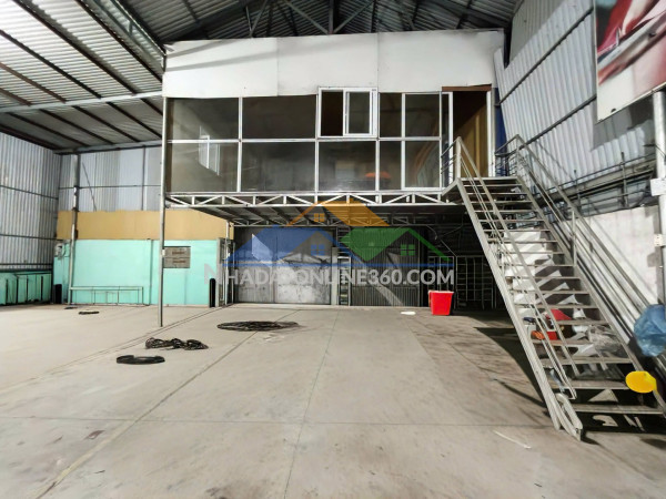 Cho thuê kho, xưởng 280m2, mt8m, nguyên khê, đông anh, xe tải lớn, 11tr/th.