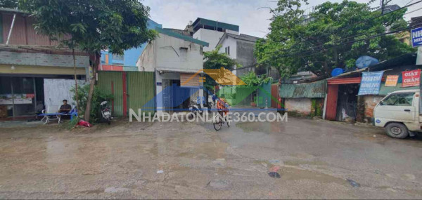 Bán đất tặng nhà hà huy tập, cách cầu đuống 500m ô tô- lô góc 50m 2 tầng hơn 4 tỷ(tl)