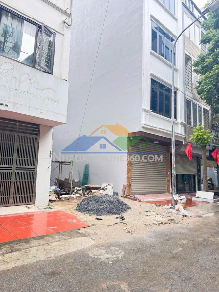 Nhà phân lô lk 18ha phú diễn 45m2x6t, thang máy, vỉa hè ô tô...