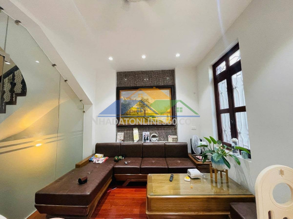 Bán nhà phố cổ hà trung xách vali vào ở luôn 45m², 6 tầng, mặt tiền 4m, giá 19,4 tỉ, ngõ rộng