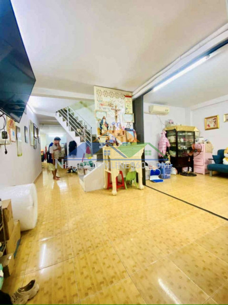 Bán nhà 3 tầng hưng phú - quận 8 - 51m2- 4pn- nhỉnh 4 tỷ- gọi ngay 0784968131