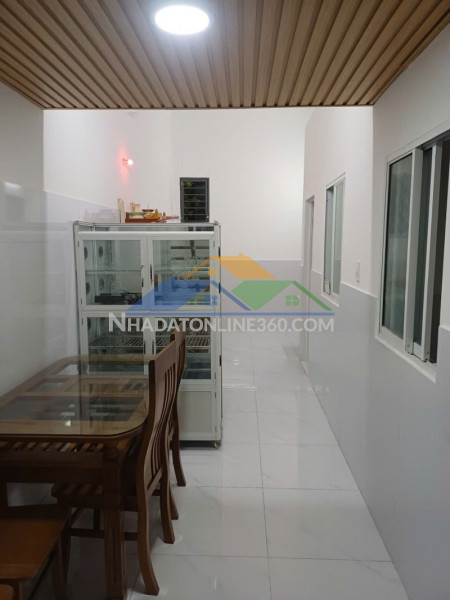Bán nhà cấp 4 gác lửng đúc kiệt  đường 2 tháng 9, 70m2, gần cầu hòa xuân
, nhà ở ngay, chỉ 4.15 tỷ