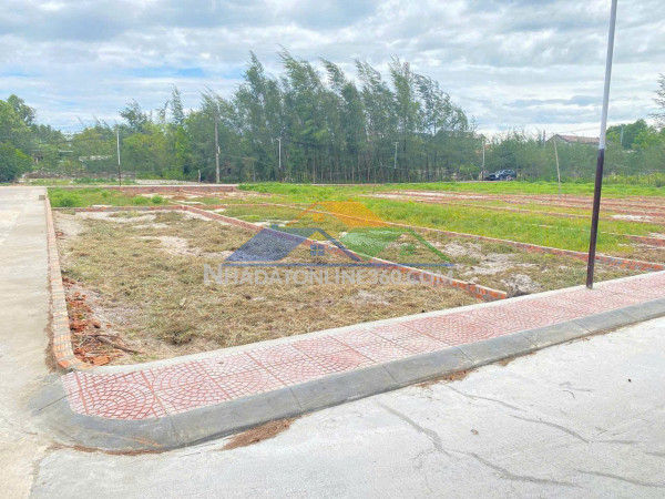 Bán gấp giá rẻ đất triệu phong 100m, mặt tiền 5m, 500 triệu quảng trị.
