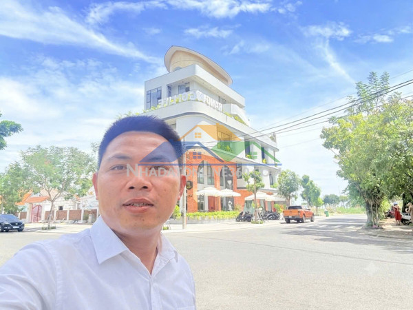 Lô góc 2 mặt tiền 281m2  nguyễn đăng giai- nguyễn trực
