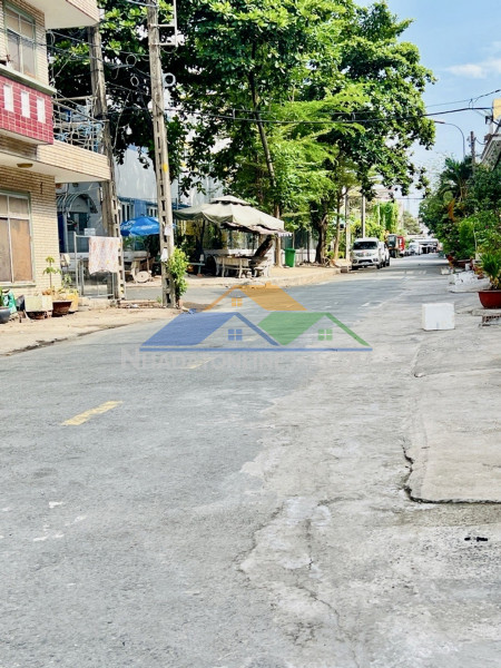 Bán nhà mặt tiền đường số kdc bình hưng – 3 tầng – 80m² - nhỉnh 9 tỷ - lh 0784968131
